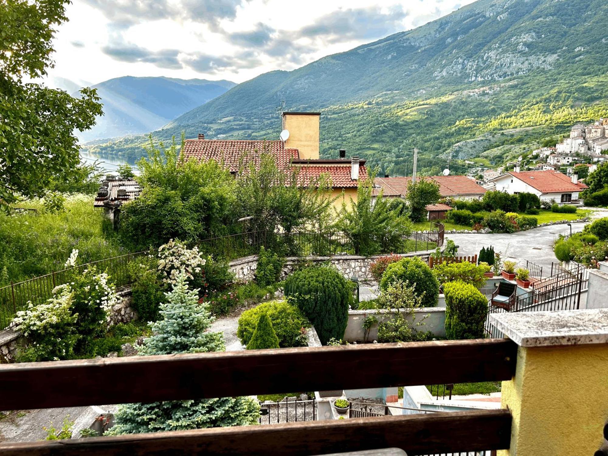 4Flats In Orto Di Venanzio Διαμέρισμα Barrea Δωμάτιο φωτογραφία