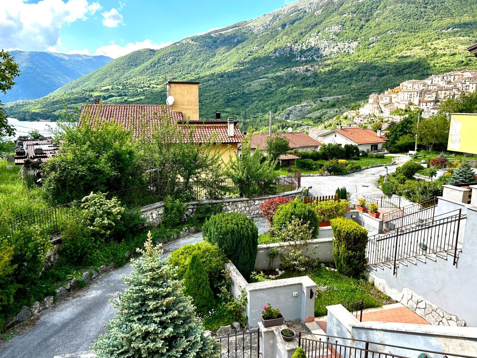 4Flats In Orto Di Venanzio Διαμέρισμα Barrea Δωμάτιο φωτογραφία